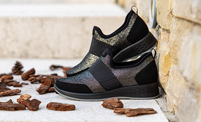 footwear stretch adaptive